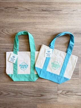 X2 Trader Joe's Special Edition Mini Pastel Canvas Tote Bag 2026 blue n green